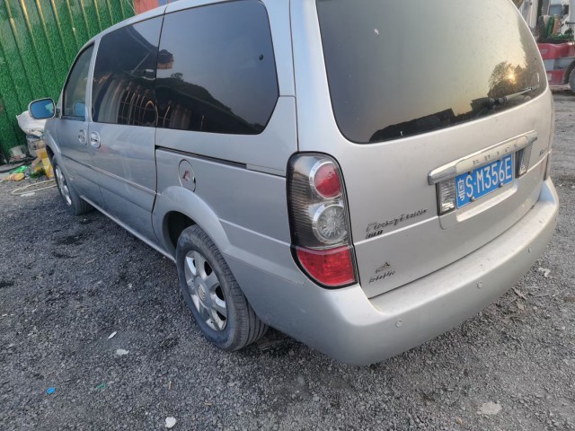 别克 GL8  07年GL8，3.0陆尊，公司户，车况漂亮，没费用，几千块给钱开走